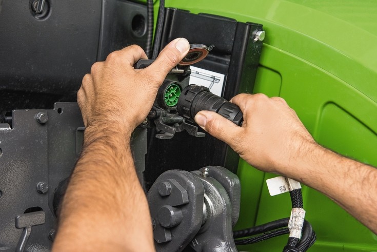 Variable Rate ISOBUS Connection on Fendt Tractor