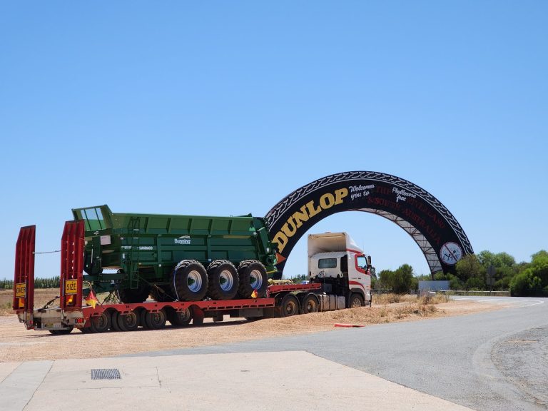 Landaco Equipment Entering South Australia with a Bunning 380HD HBD Muck and Manure Spreader